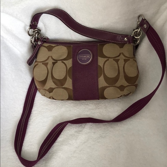 Coach Handbags - Coach crossbody bag